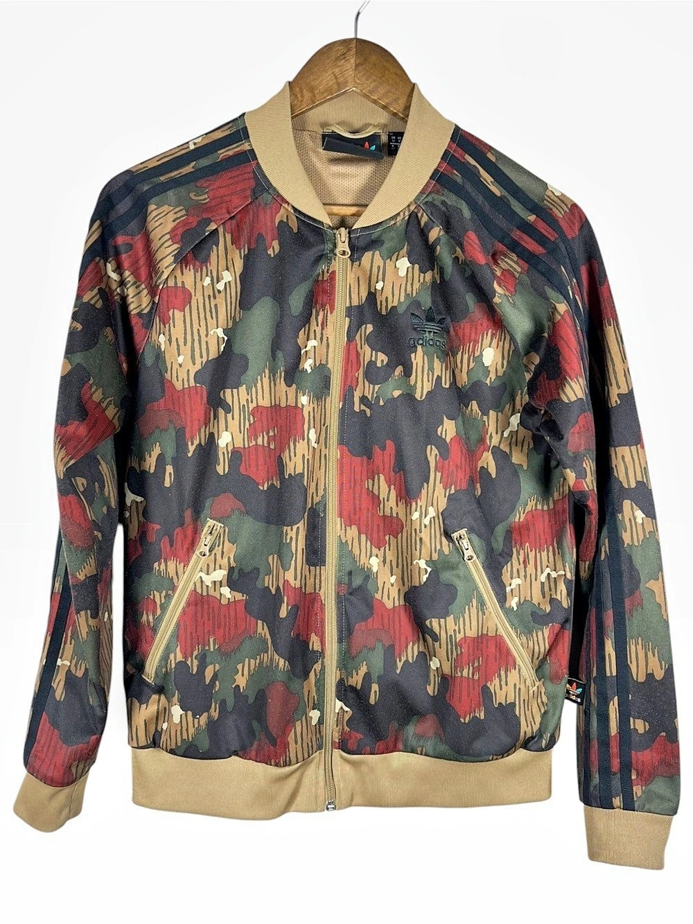 Adidas Pharrell Williams Mens Jacket Size M Camo Hu Hiking SST Track 2017
